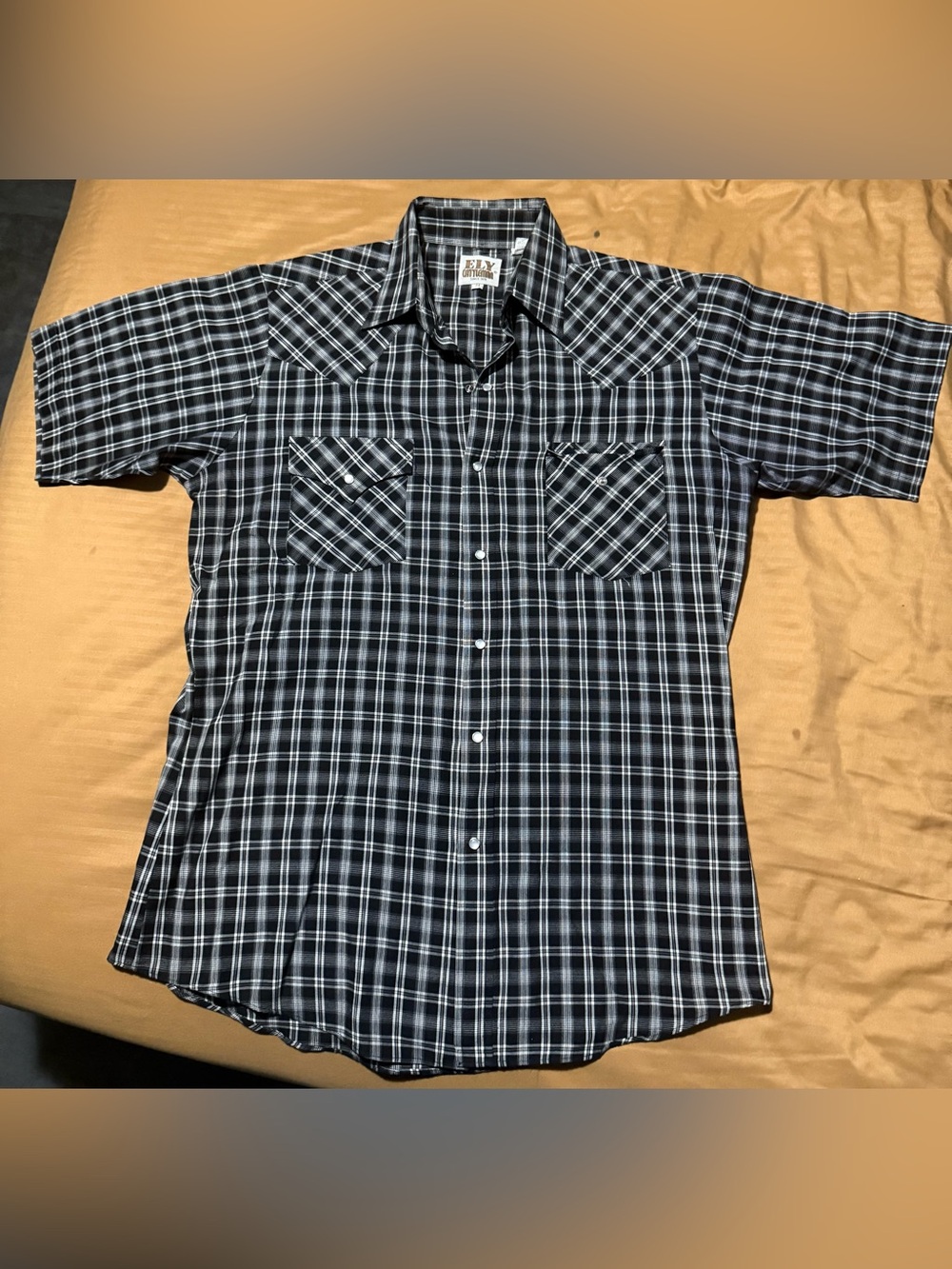 Ely Cattleman Men’s M Plaid Western Pearl Snap Shirt